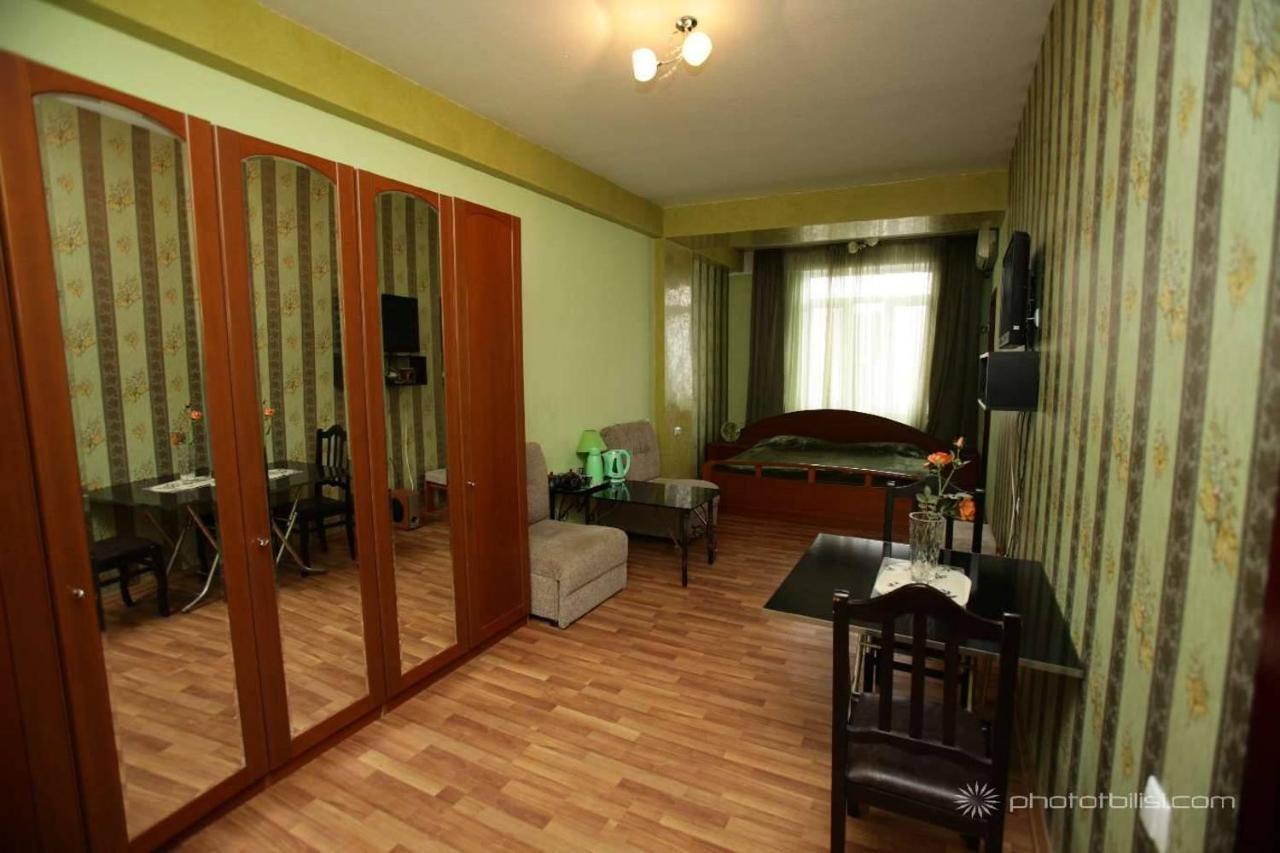 Niko'S Apartments On Shartava Street Tiflis Dış mekan fotoğraf